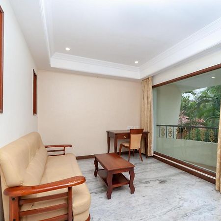 Capital O 6229 Ilara Hotels And Resorts Siruseri Екстериор снимка