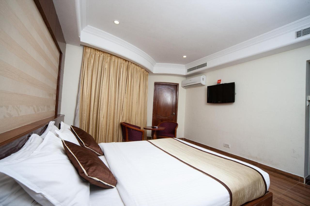 Capital O 6229 Ilara Hotels And Resorts Siruseri Екстериор снимка